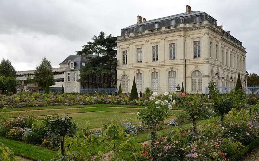 Salons d'honneur de l'hôtel de ville de Bourges